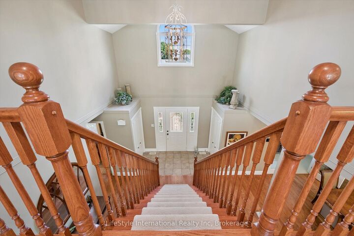 12 Ochs Drive — photo 1