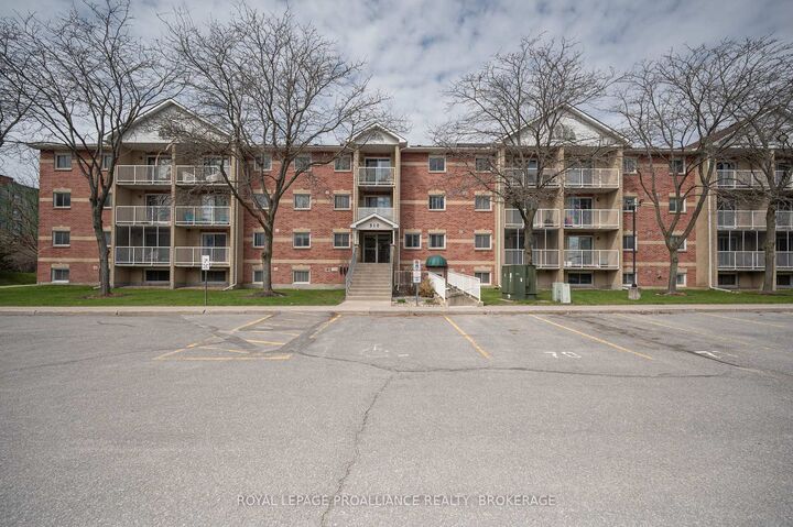 316 Kingsdale Avenue 411 — photo 1