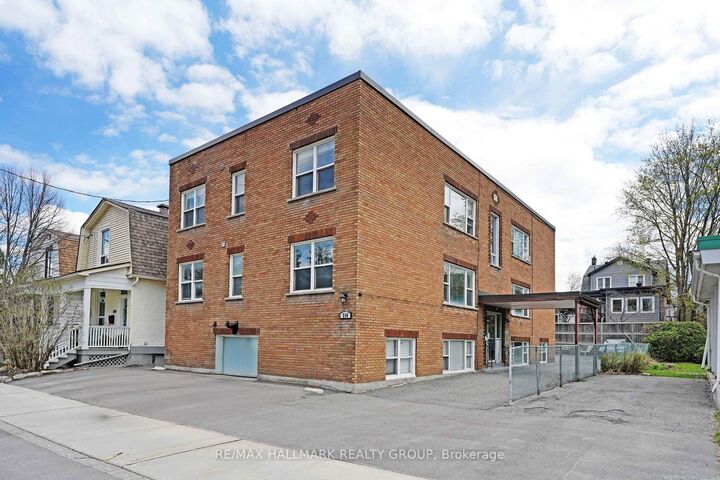 Property Photo:  310 Byron Avenue 3  ON K1Z 6Z1 