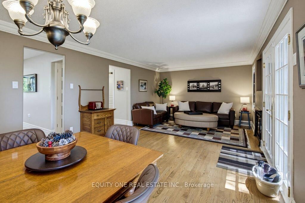 Property Photo:  289 Du Grand Bois Avenue  ON K1E 2S8 