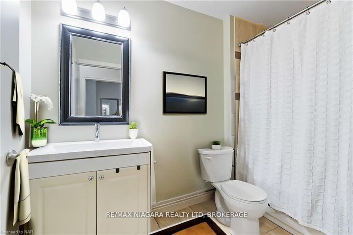 Property Photo:  8111 Forest Glen Drive 132  ON L2H 2Y7 