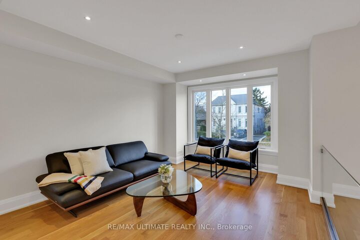 Property Photo:  743 Glencairn Avenue  ON M6B 1Z9 
