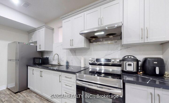 Property Photo:  106 Portch Gate Basement  ON L9T 6Z8 