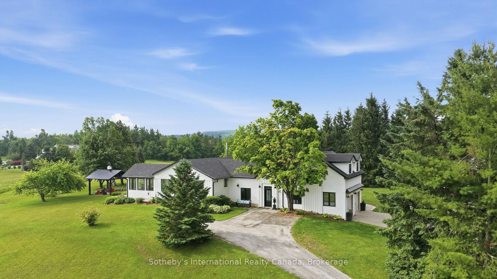 Property Photo: 9263 91 County Road ON L0M 1H0