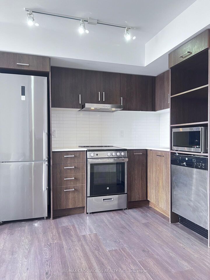 Property Photo:  219 Dundas Street E Ph111  ON M5A 0V1 