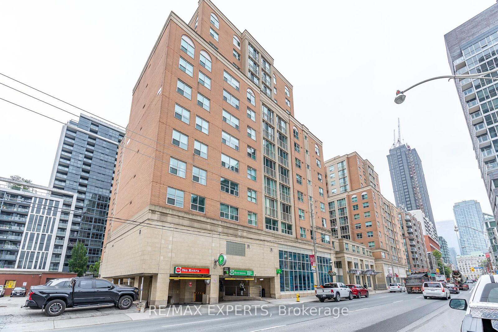 Property Photo: 323 Richmond Street E 1417 ON M5A 4R3