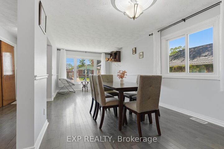 Property Photo:  25 Edmund Street  ON L2R 2G3 