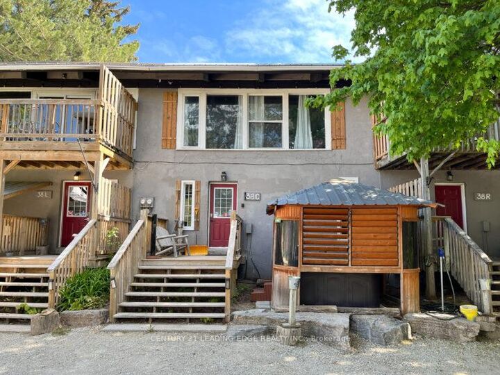 190-192-194 Tyrolean Lane — photo 1