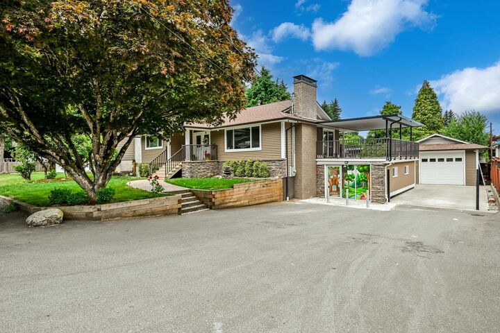 Property Photo: 33331 Lynn Avenue BC V2S 1E1