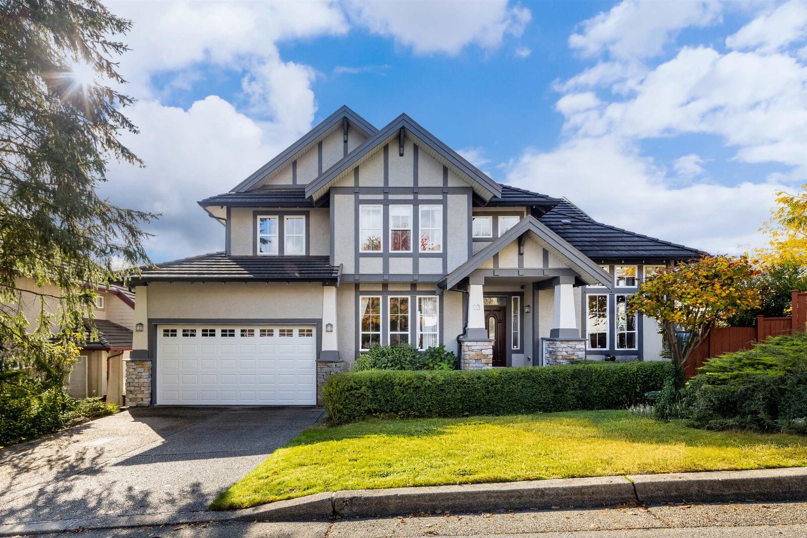 Property Photo: 23 Fernway Drive BC V3H 5H7