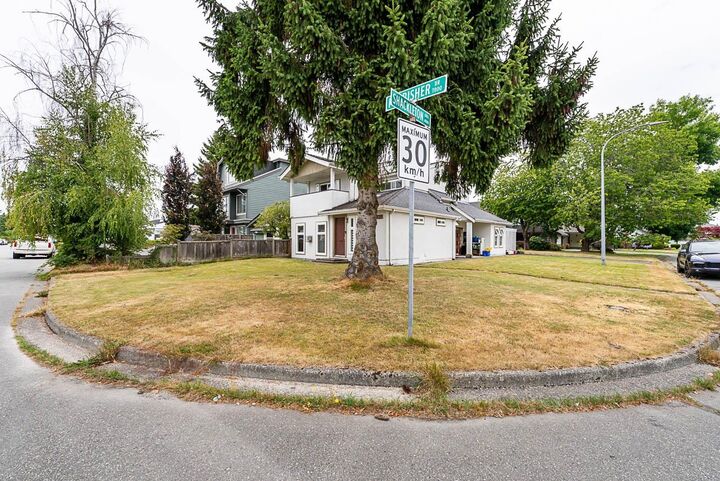 Property Photo: 7920 Frobisher Drive BC V7C 4N5
