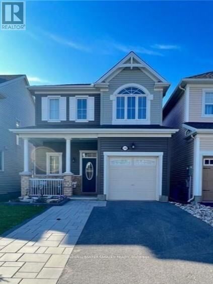Property Photo:  349 Meadowbreeze Drive  ON K2M 0K3 