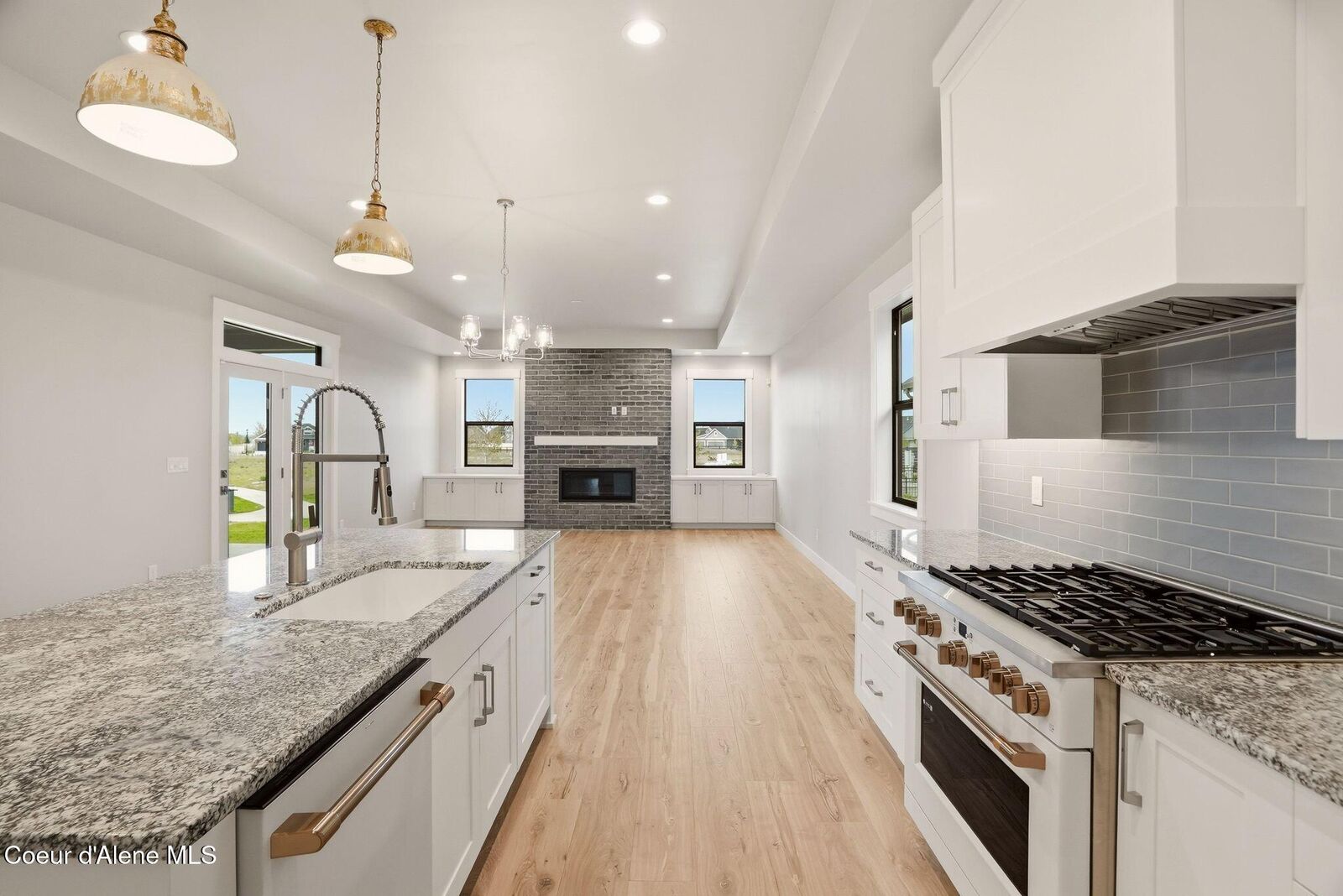 Property Photo:  4447 W Hide Away Ln  ID 83815 