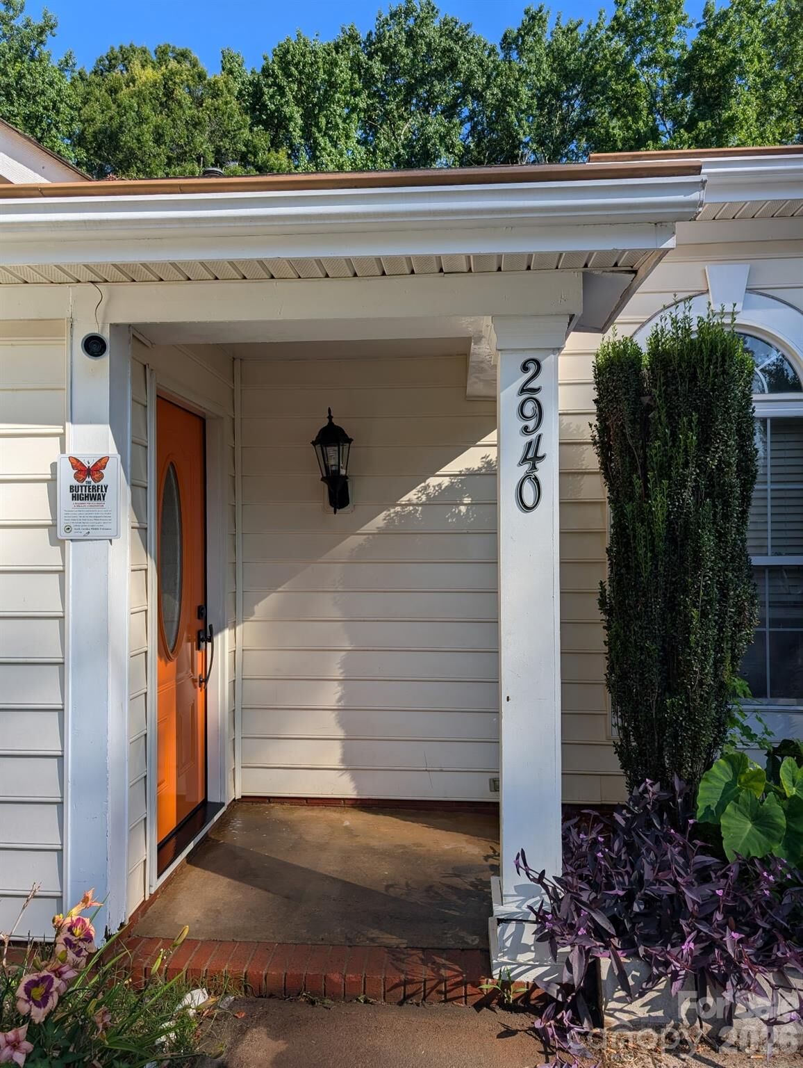 Property Photo:  2940 Hosta Drive  NC 28269 
