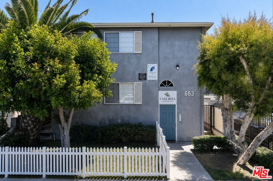 Property Photo: 663 W 5th St CA 90731