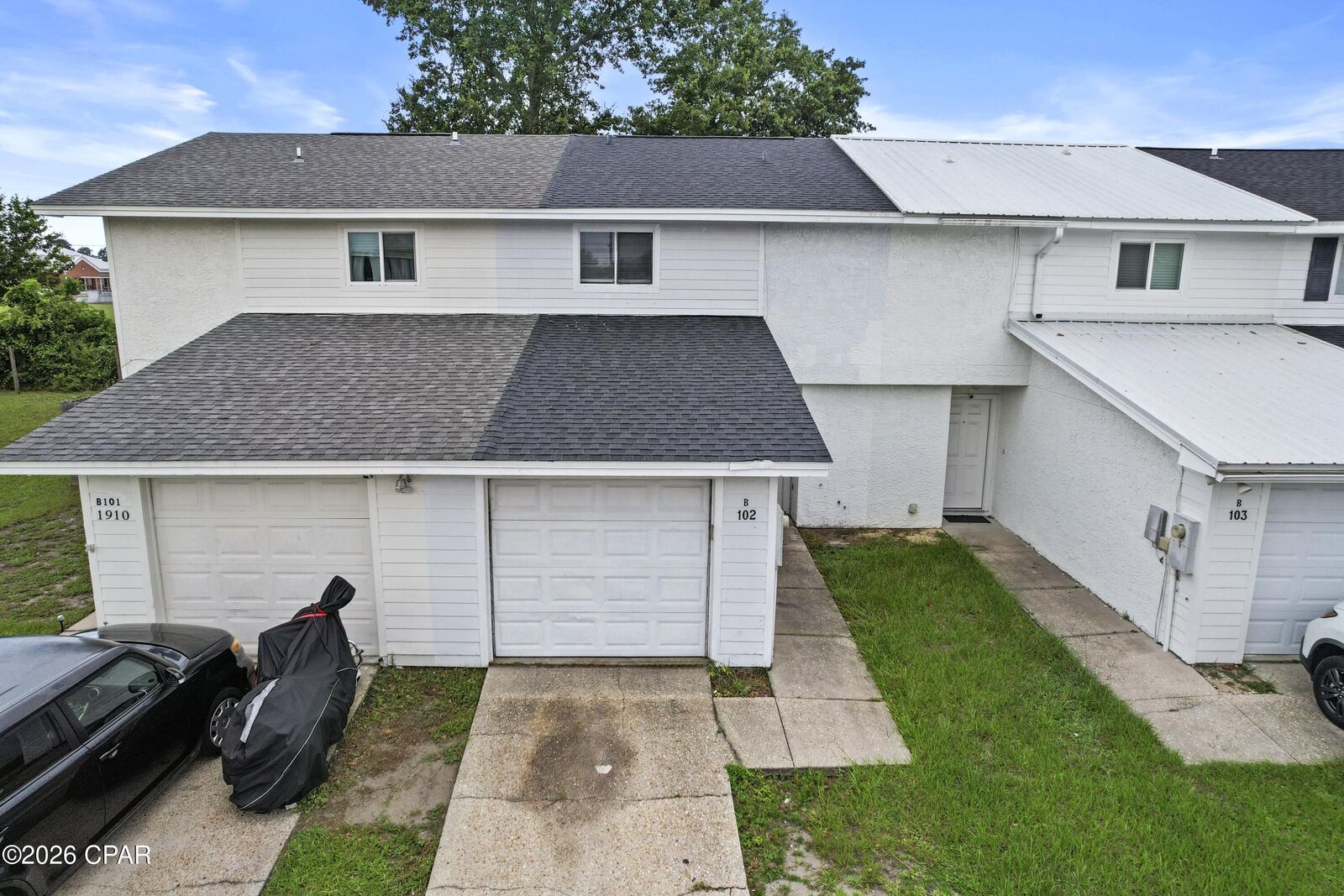 Property Photo: 102 Pattho Lane B FL 32444