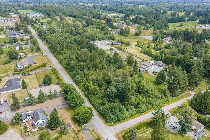 Property Photo:  12 Avenue Lt.10  BC V2Z 2Y2 