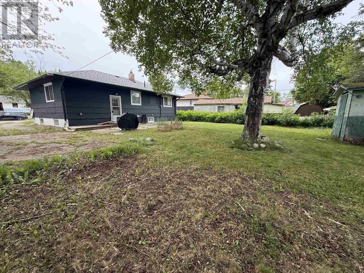 Property Photo: 79 Maple Cres ON P0T 1C0