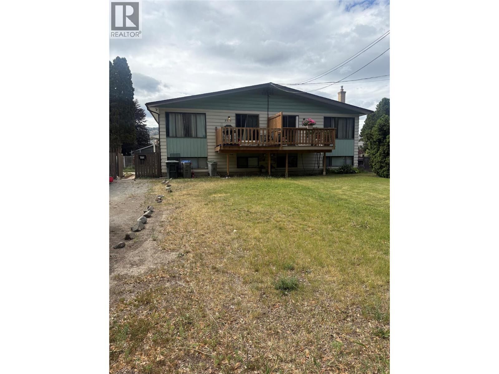 Property Photo: 2515 Edgemount Avenue BC V2B 5A4