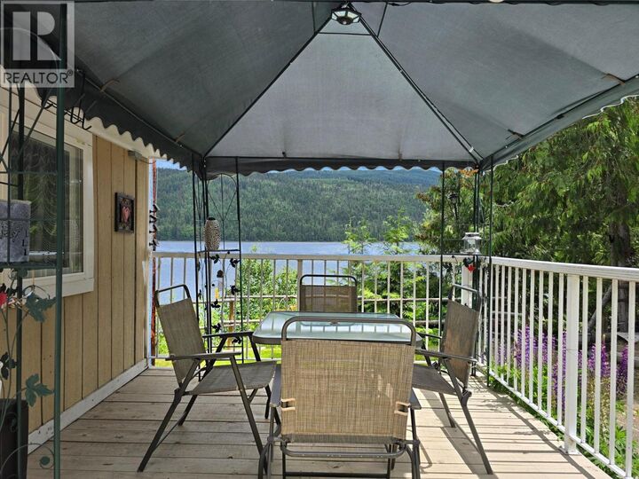 Property Photo: 4960 Copperhead Road BC V0L 1N0