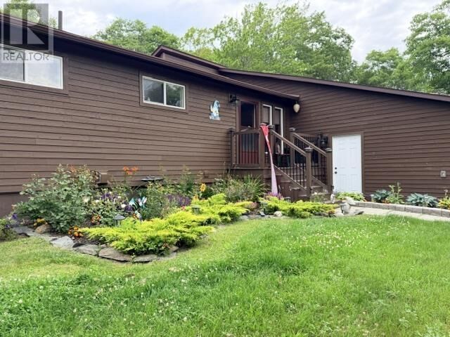 Property Photo:  22 Beech Dr  ON P0R 1B0 