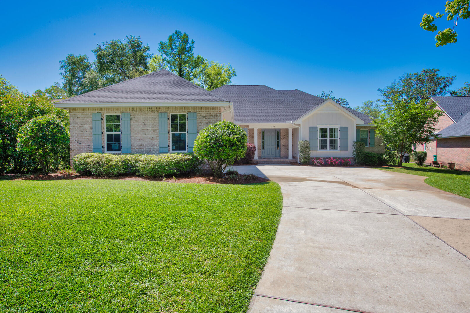 Property Photo:  746 Prestwick Drive  FL 32578 