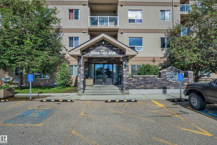 5005 165 Avenue NW 125 — photo 1