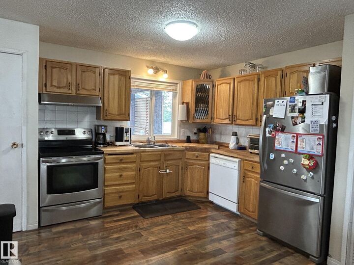 Property Photo: 5337 65 Street AB T0A 2W0