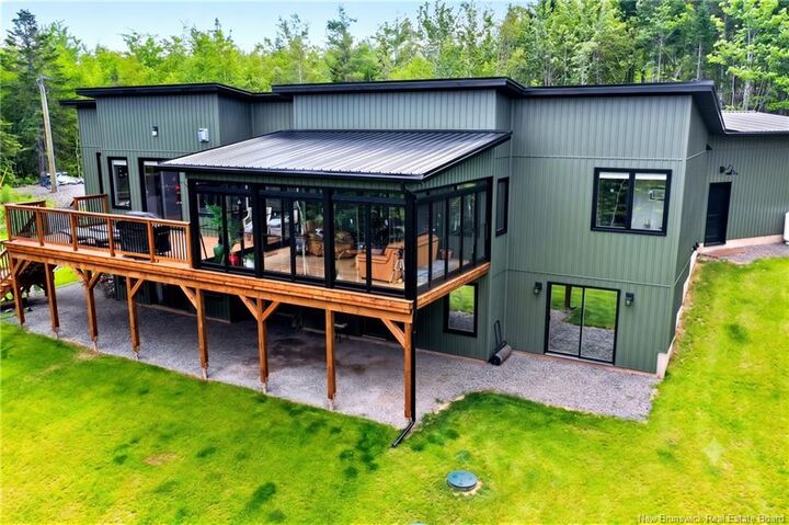 Property Photo: 10 Orchard Avenue NB E1H 0N5