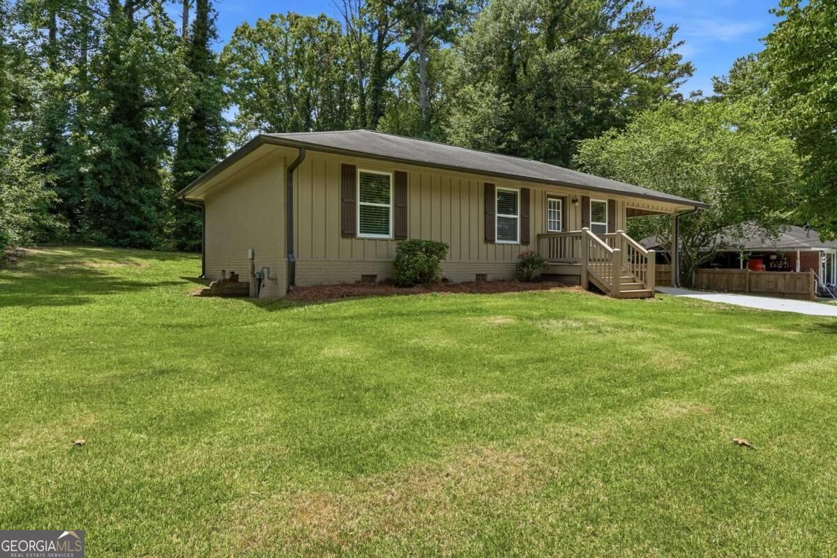 Property Photo: 2269 Lakewood Drive NW GA 30152