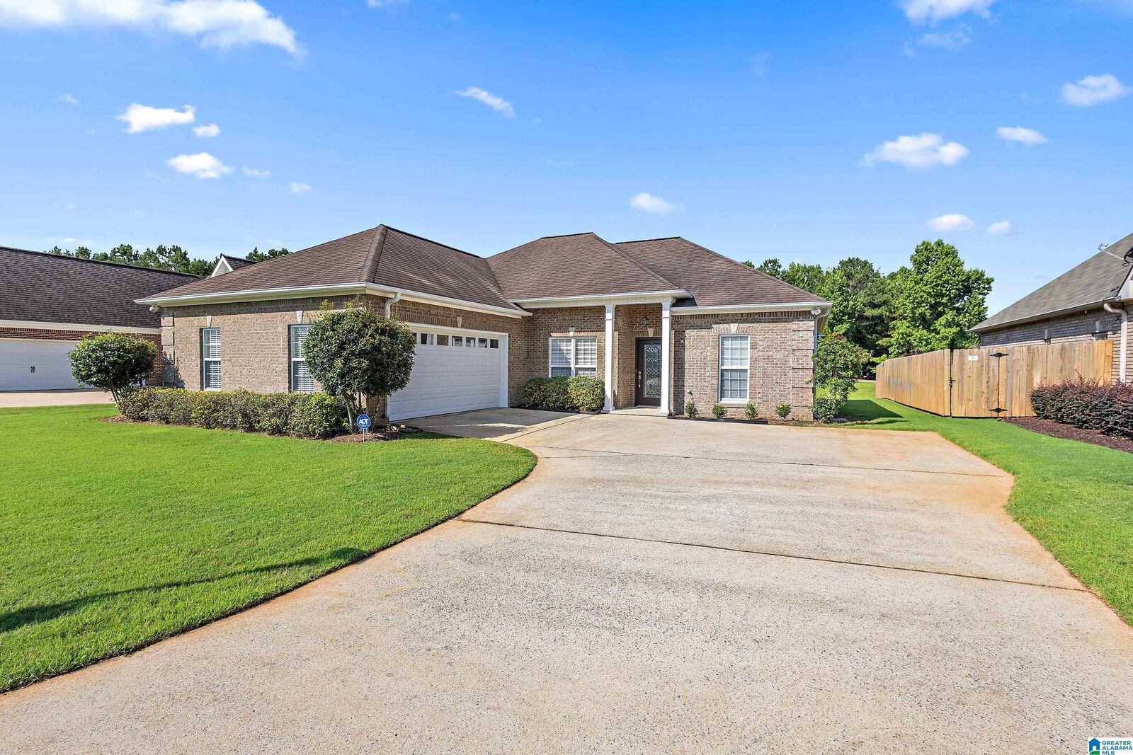 Property Photo:  110 Morton Drive  AL 35128 