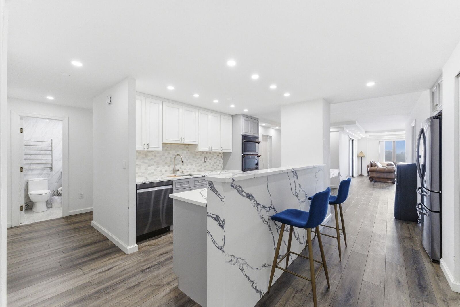 Property Photo: 7855 Boulevard 17I NJ 07047