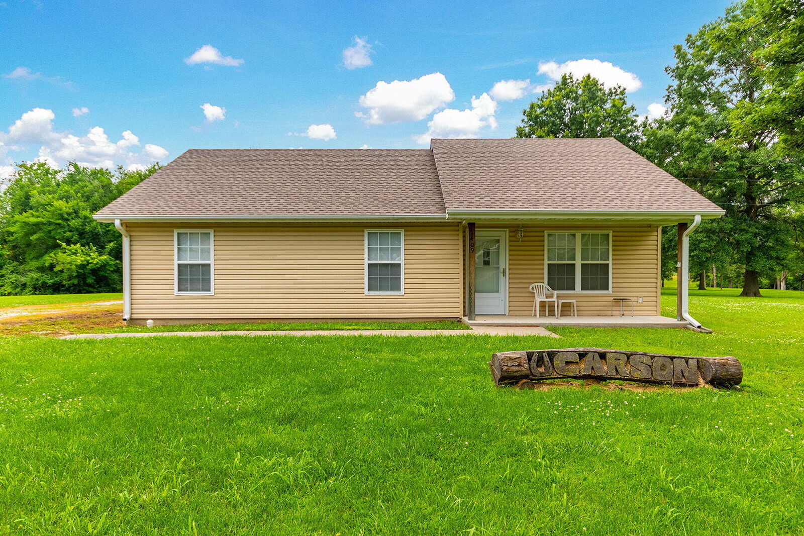 Property Photo:  1409 Sannebeck Drive  MO 65265 