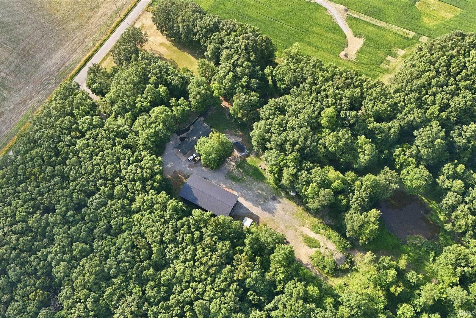 Property Photo: 0351 County Road 35 IN 46705-9758