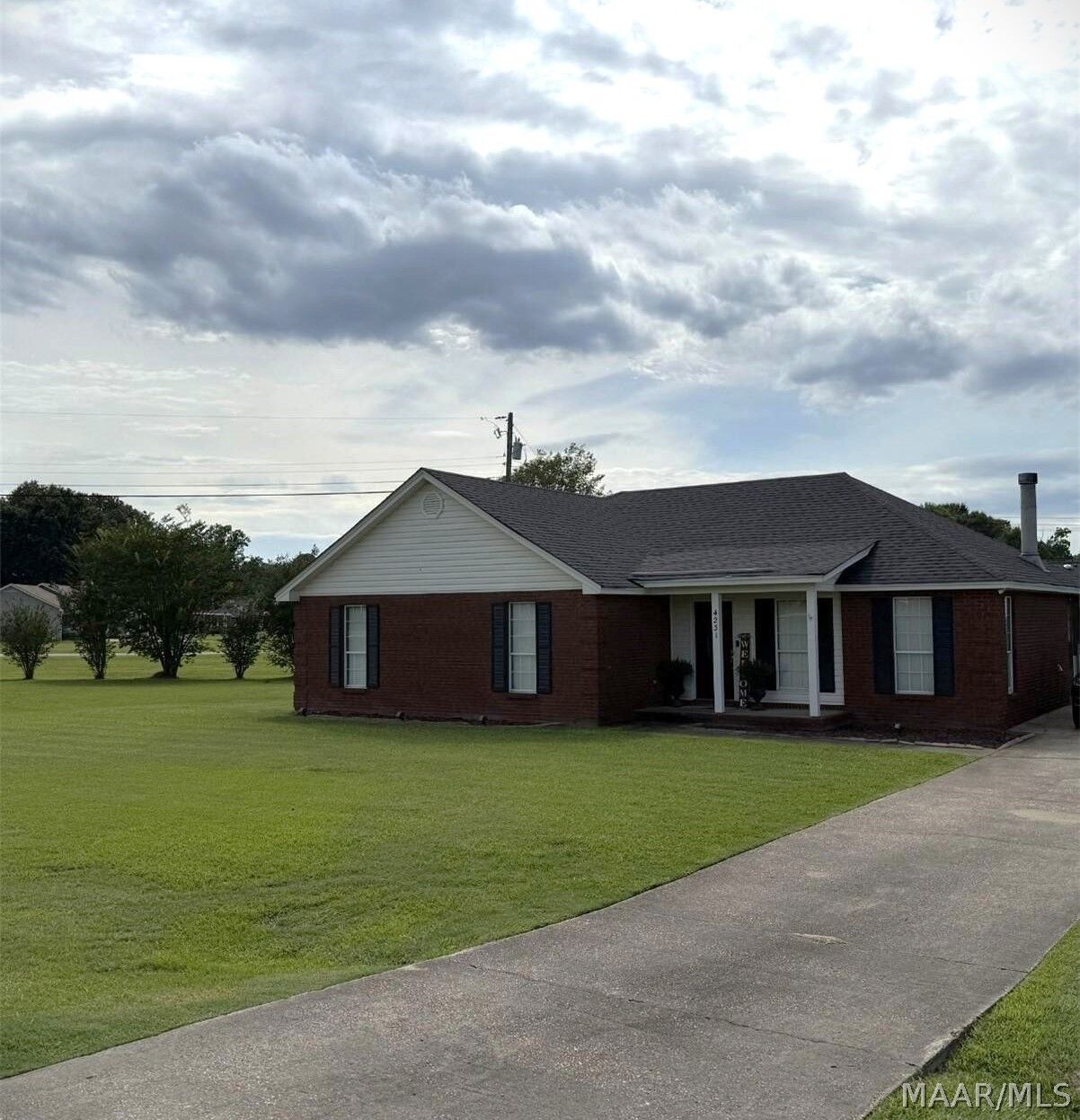 Property Photo: 4231 Springdale Road AL 36054