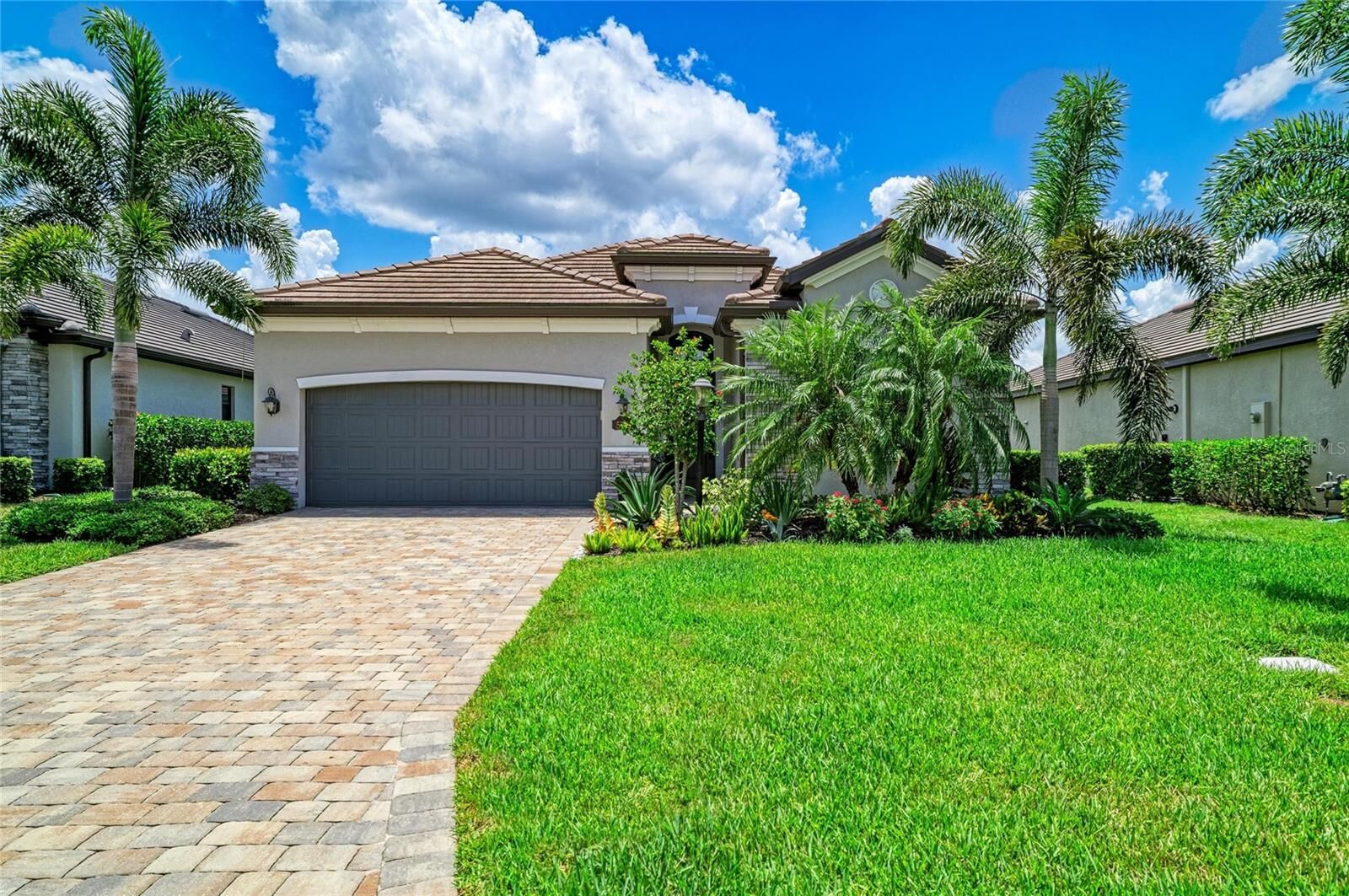 Property Photo:  5731 Cheech Glen  FL 34211 