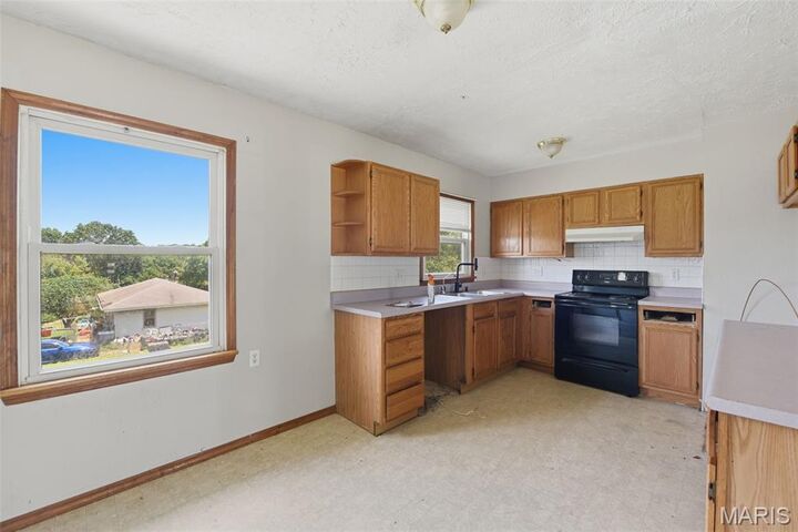 Property Photo:  7312 Twin Ridge Drive  MO 63016 