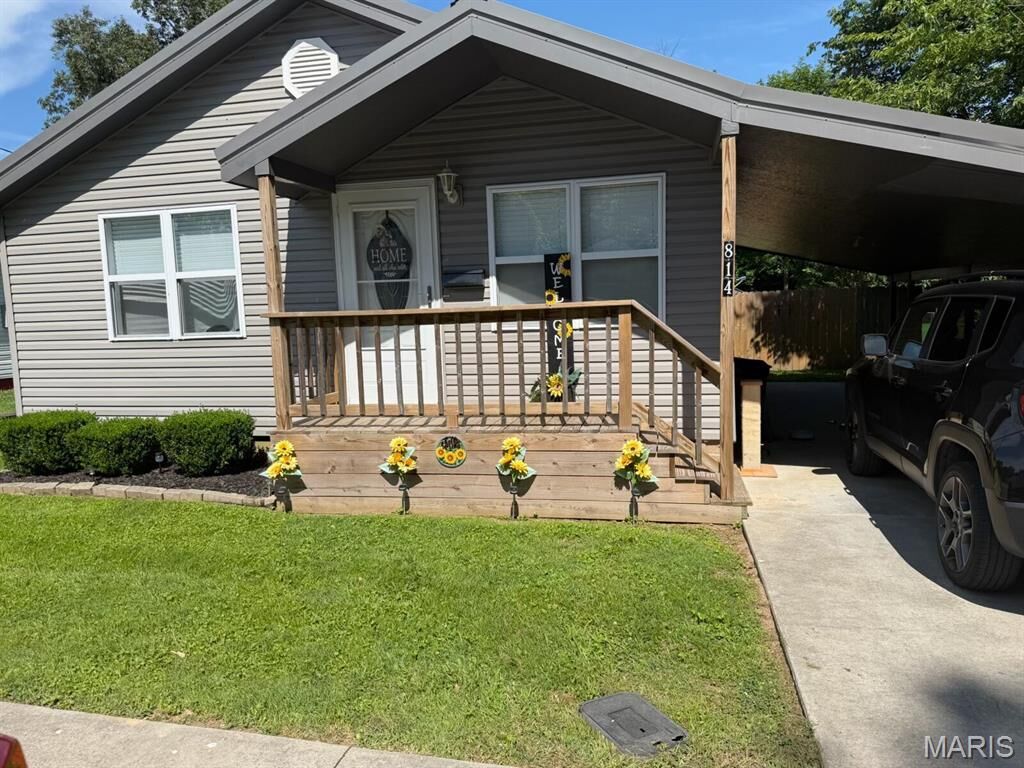 Property Photo: 814 N Catalpa Street MO 63841