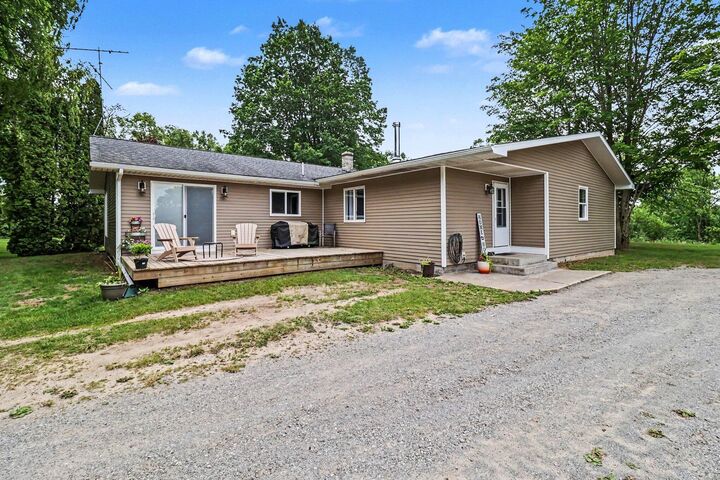 Property Photo: 3585 N 72nd Avenue MI 49420