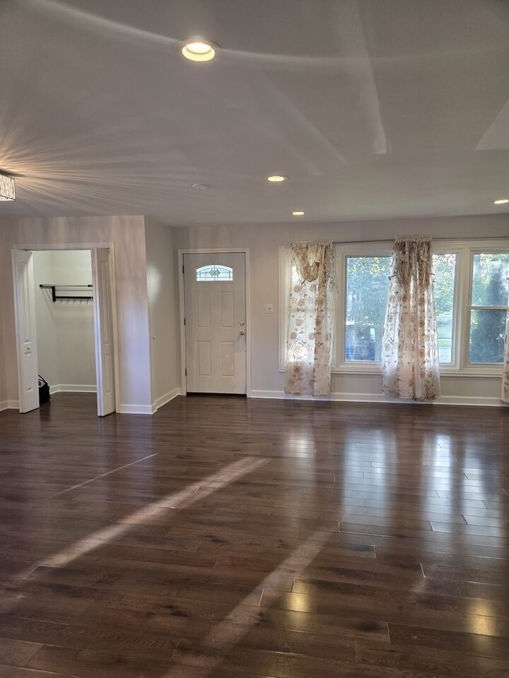 Property Photo:  16007 Vine Avenue  IL 60426 