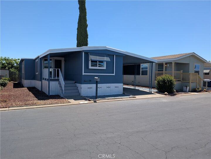 Property Photo: 2240 Golden Oak Ln #28 CA 95341