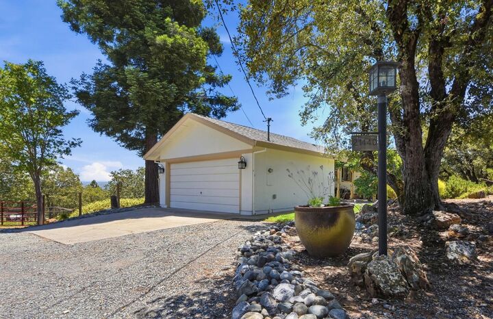 Property Photo:  21440 Meadow Oaks Lane  CA 95713 