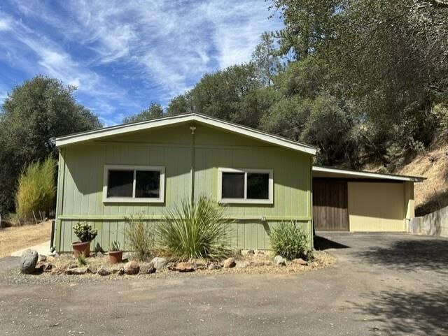 Property Photo:  18368 Harmony Place  CA 95949 
