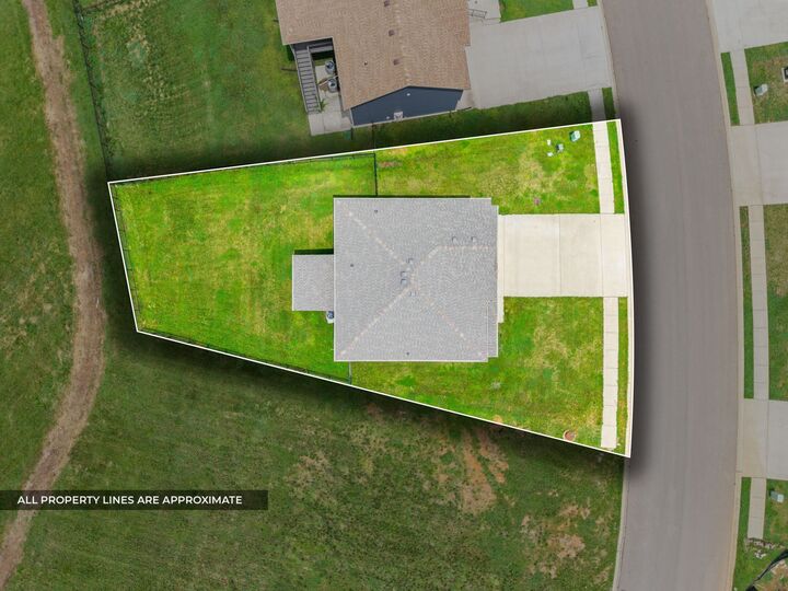 Property Photo:  766 Boreal Way  TN 37042 