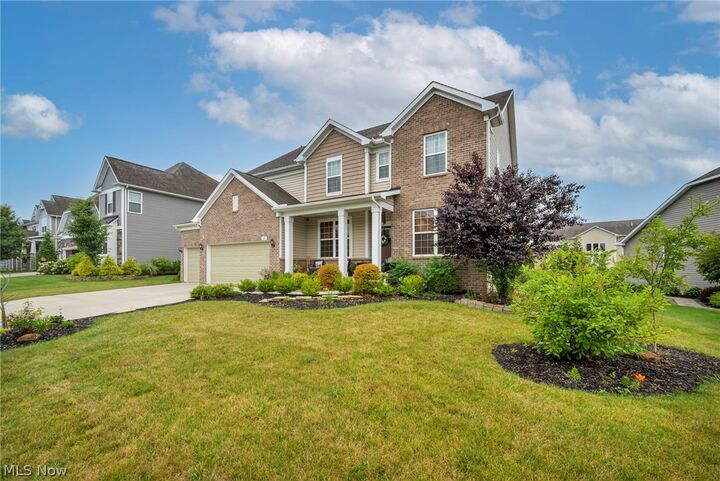 Property Photo:  172 Harvester Drive  OH 44321 