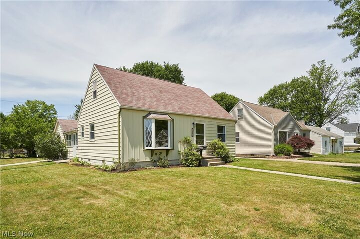 Property Photo: 4340 W 189th Street OH 44135