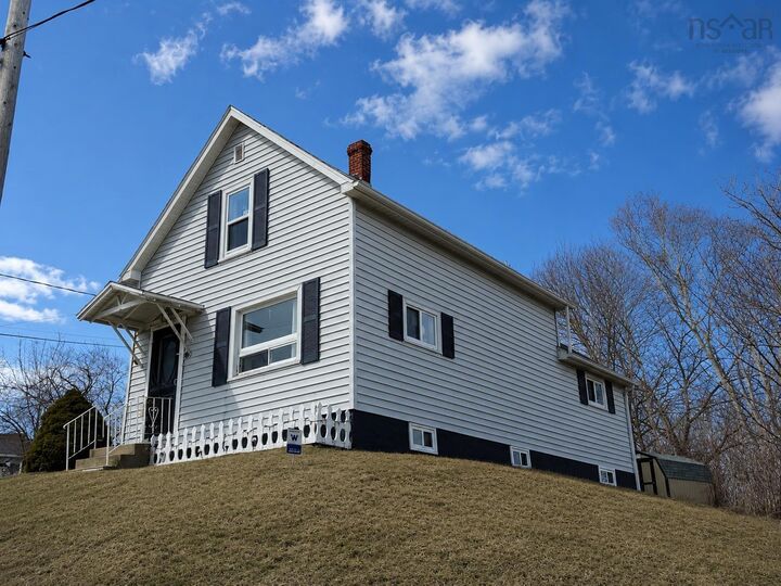 6 Chestnut Street — photo 1