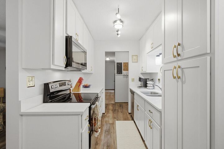 Property Photo:  255 Westview Drive 308  MN 55118 