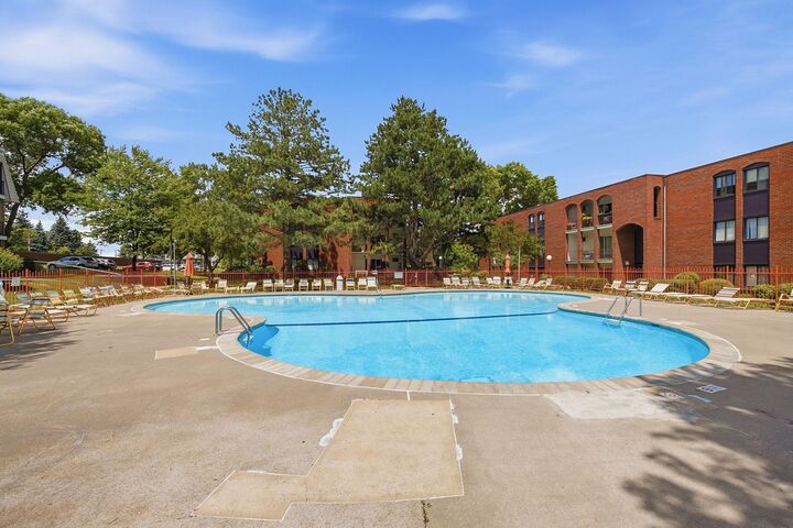 Property Photo:  255 Westview Drive 308  MN 55118 