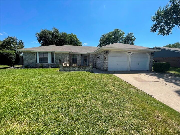 Property Photo:  3908 Chestnut Street  TX 76137 